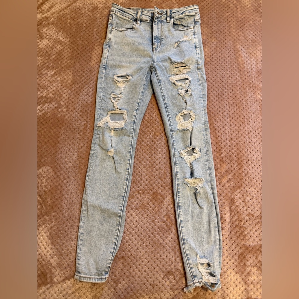 American Eagle Outfitters Light Blue Distressed Super Hi-rise Jeggings